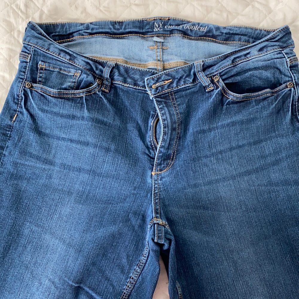 Women's jeans